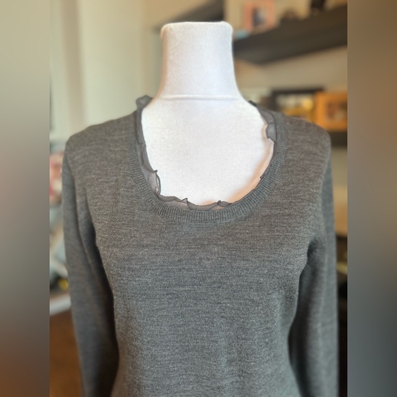 Gerard Darel Long Sleeve 100% Soft Wool Lightweight Sheer Ruffle Sweater Small S - Picture 2 of 7